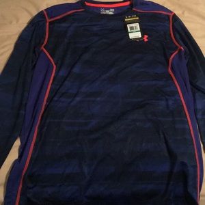 Brand NWT under armor men’s LARGE blue top